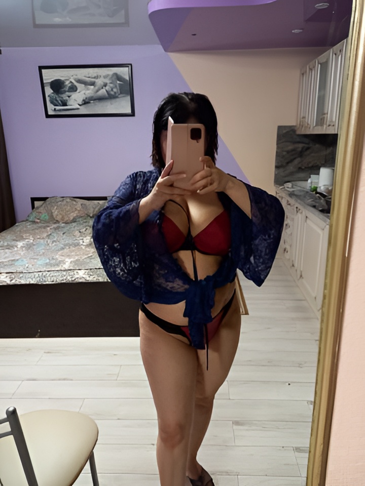 Индивидуалка Карина, доступна для личного знакомства от 2000 руб