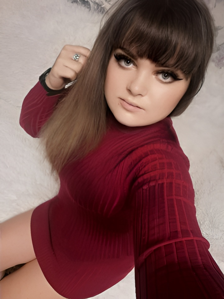 Роксана привлекальеная девушка из Канск цена от 2000 руб