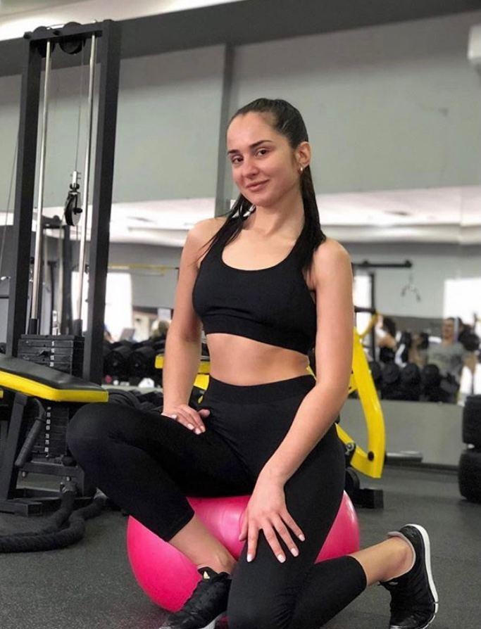 🎥 Наденька привлекальеная девушка из Канск цена от 5000 руб