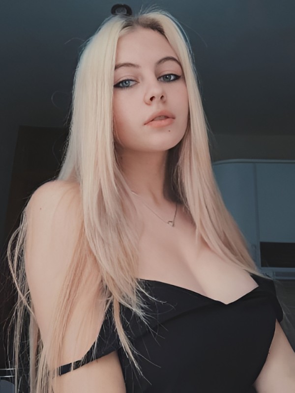 Далия привлекательная девушка из Канск цена от 5000 руб