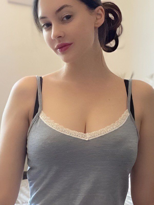 Эсмеральда привлекательная девушка из Канск цена от 3000 руб