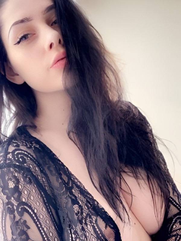 Лея привлекательная девушка из Канск цена от 4000 руб