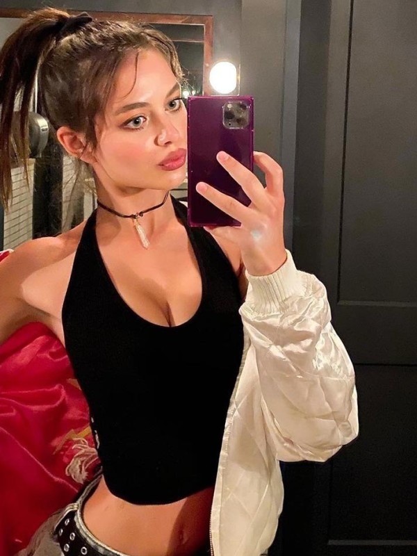 Ирина привлекательная девушка из Канск цена от 3000 руб