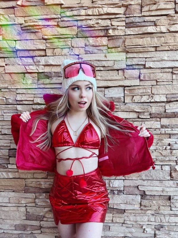 Лизок привлекательная девушка из Канск цена от 5000 руб